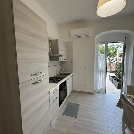 Bianca Trilocale * Foce Varano